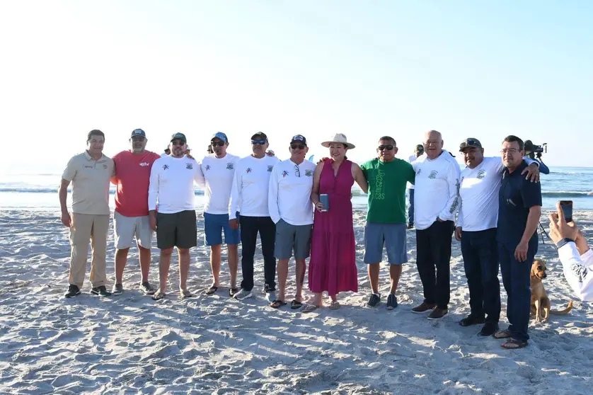 Víctor Castro inicia torneo de pesca e inicio de la “Copa Pacífico Norte”, en Punta Abreojos