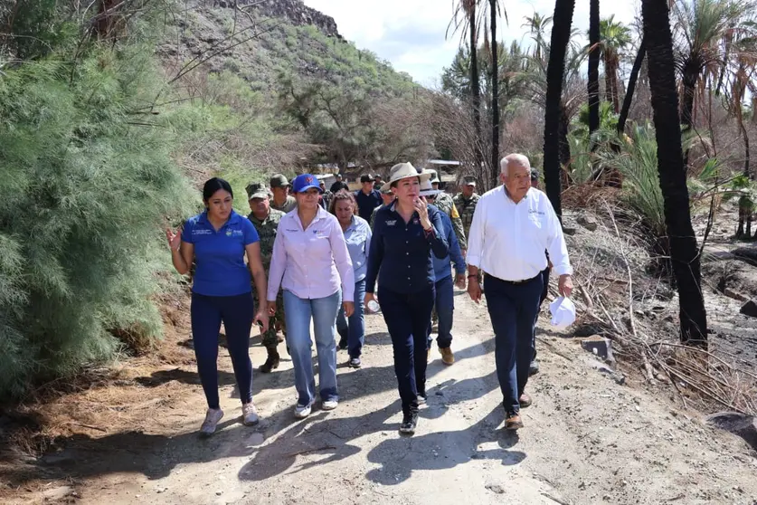 Gobernador Victor Castro Cosío visita zonas afectadas de San Ignacio y reitera apoyo total a las familias.