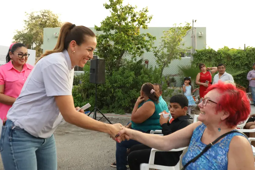OOMSAPAS pone en marcha en La Paz la construcción de una nueva línea de distribución y arreglos hidráulicos en el Esterito para fortalecer y mejorar abasto de agua.