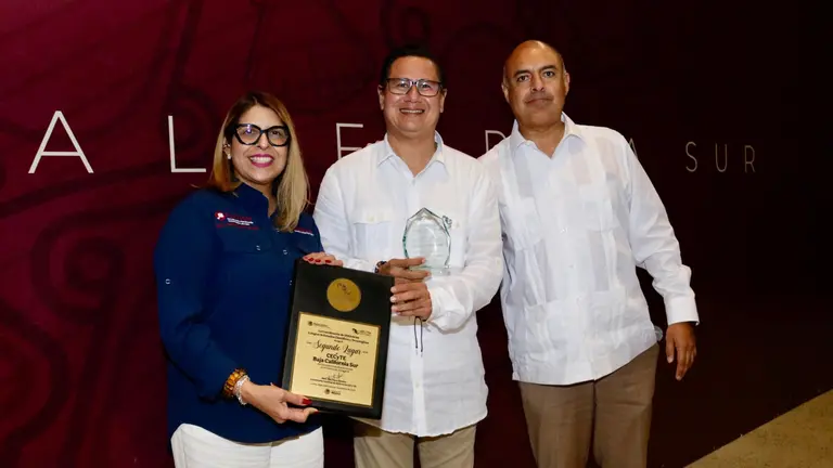 CECyTE Baja California Sur obtiene 2.º lugar nacional en menor índice de desafiliación escolar
