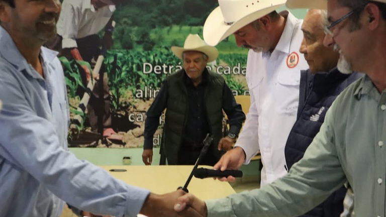 Entregarán más de mil títulos ganaderos en Los Cabos