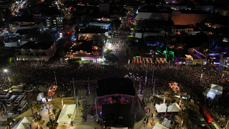 Corona Milena Quiroga a Ana Sofía I, Reina del Carnaval La Paz 2026