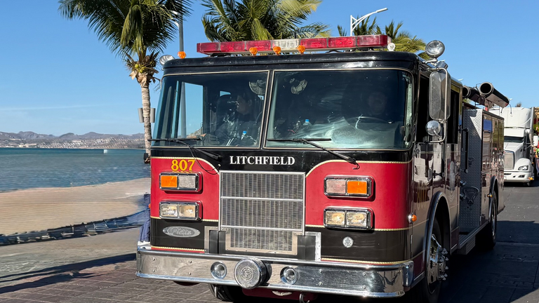 Bomberos de La Paz refuerzan el parque vehicular con una unidad extintora