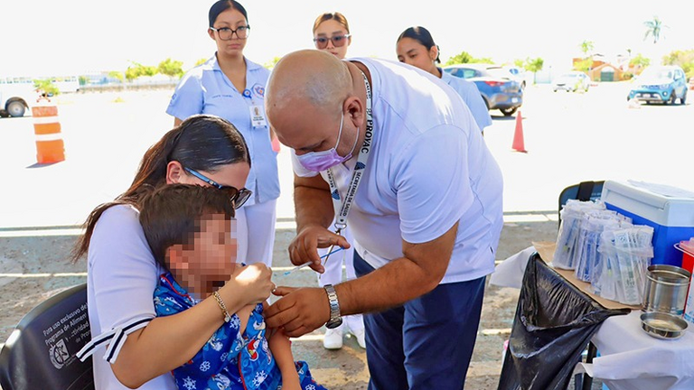Instalará Salud puesto de vacunación durante partido de Atlético La Paz