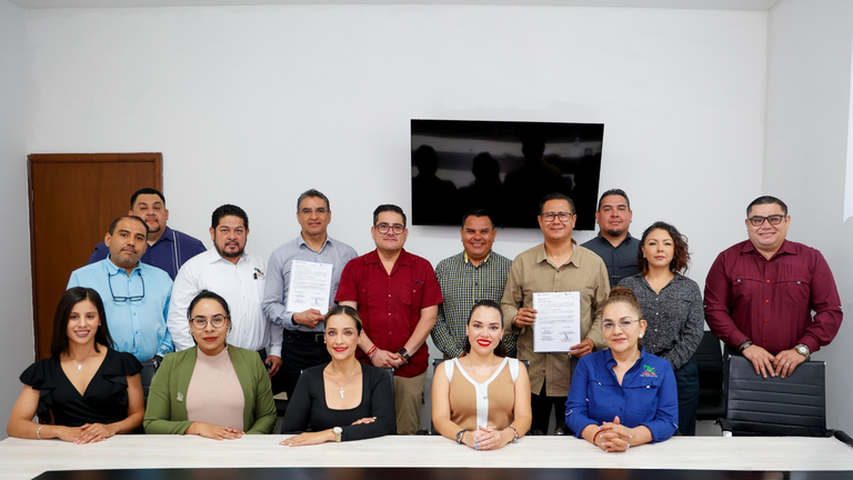 CECyTE firma convenio con Universidad de Cambridge