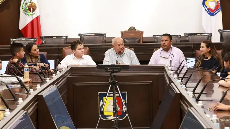 Escucha gobierno voces de la niñez sudcaliforniana