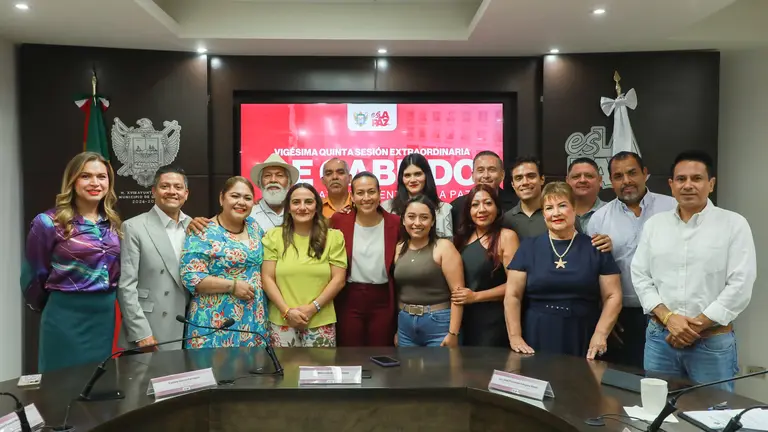 Cabildo de La Paz aprueba licencia de Milena Quiroga