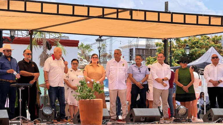 Castro Cosío inaugura XVIII Festival del Mango