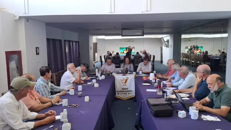 Urge sumar esfuerzos para cuidar la Bahía de La Paz