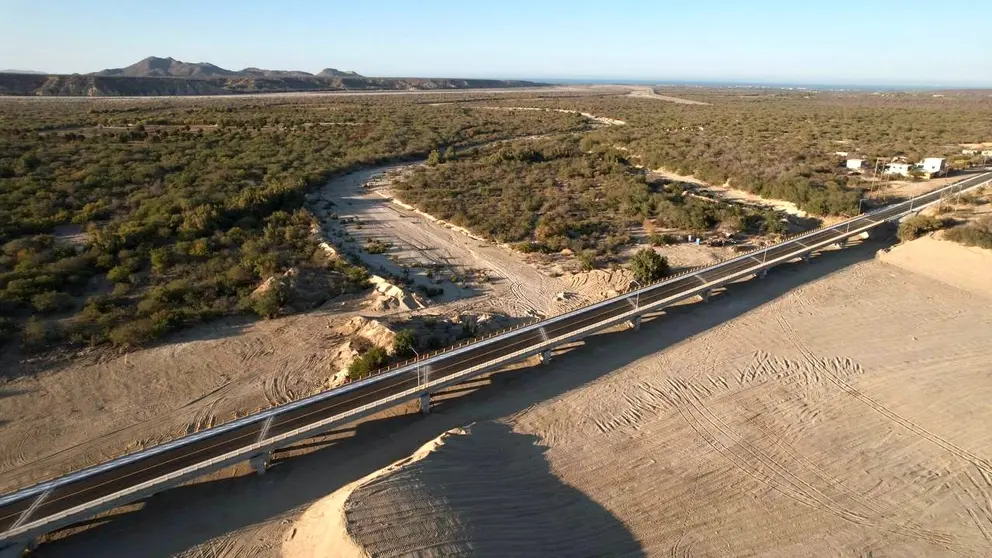 Avanzan obras de infraestructura carretera en Baja California Sur