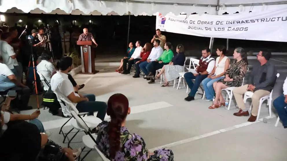 Se mejora San José del Cabo con calles dignas y mejor infraestructura.