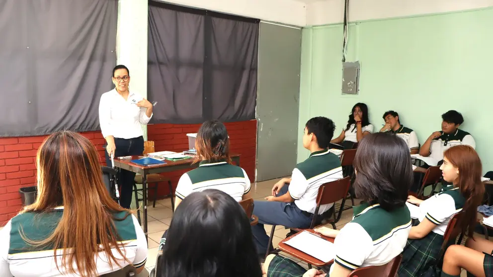 Imagen de WhatsApp 2025-10-12 a las 23.26.17_687180e6